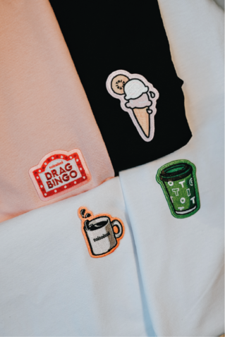 Badges t-shirts Toitoitoi