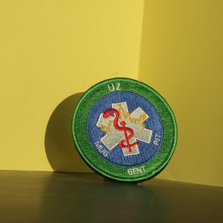 Badge hulpdiensten - met velcro 